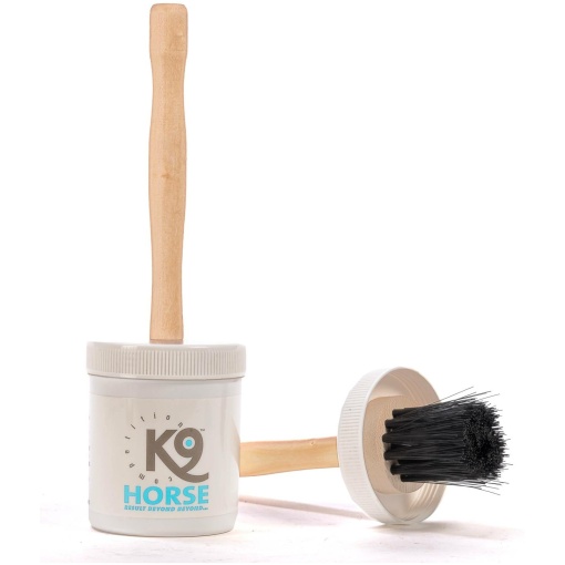 K9 The Hoof Brush